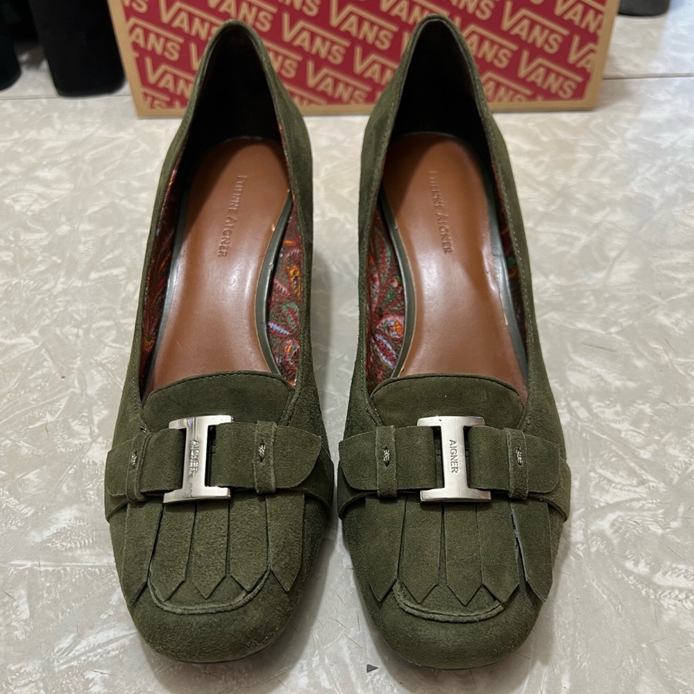 Vintage Aigner Suede Heels